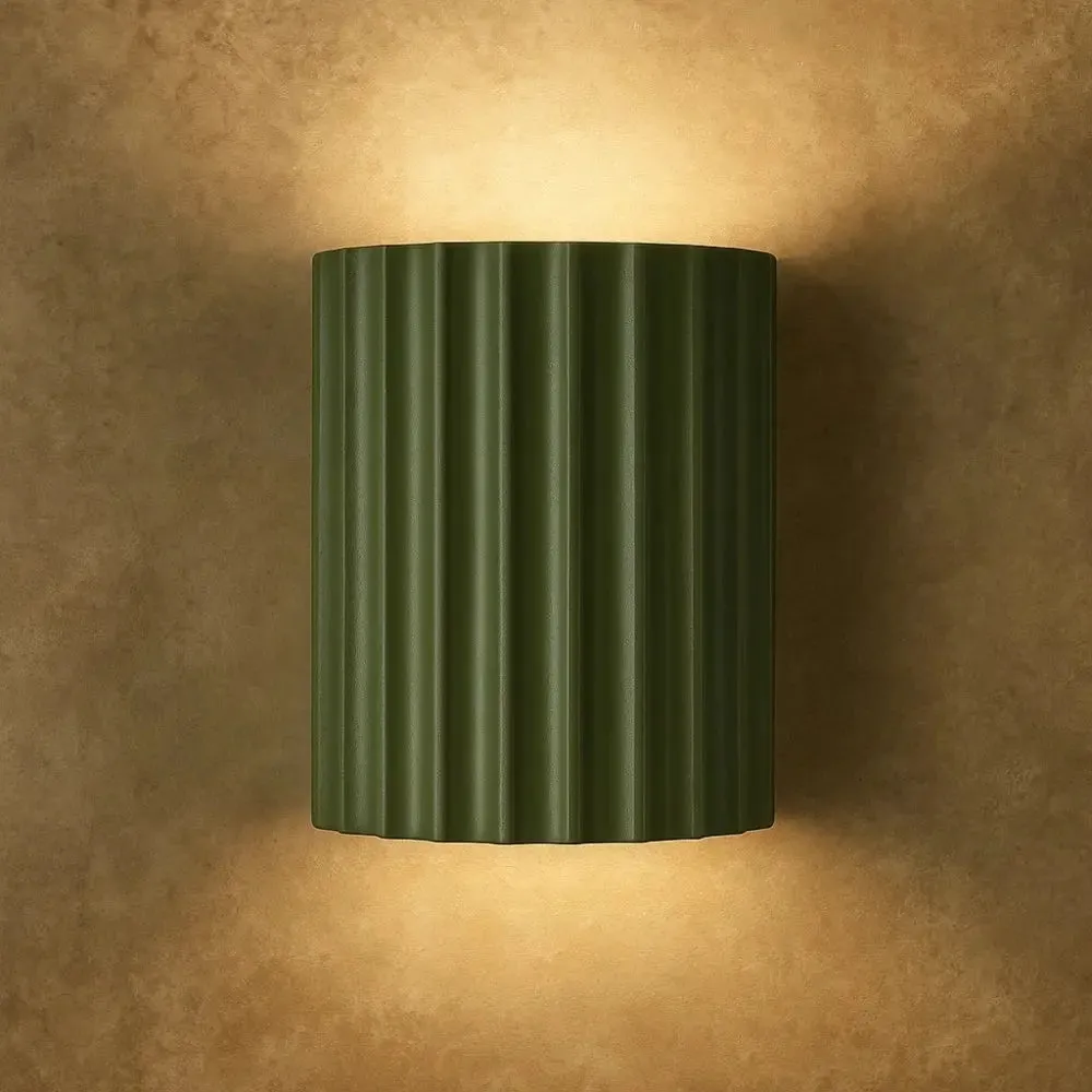 Wall Sconce Resin Sculpted Wave | Stratum