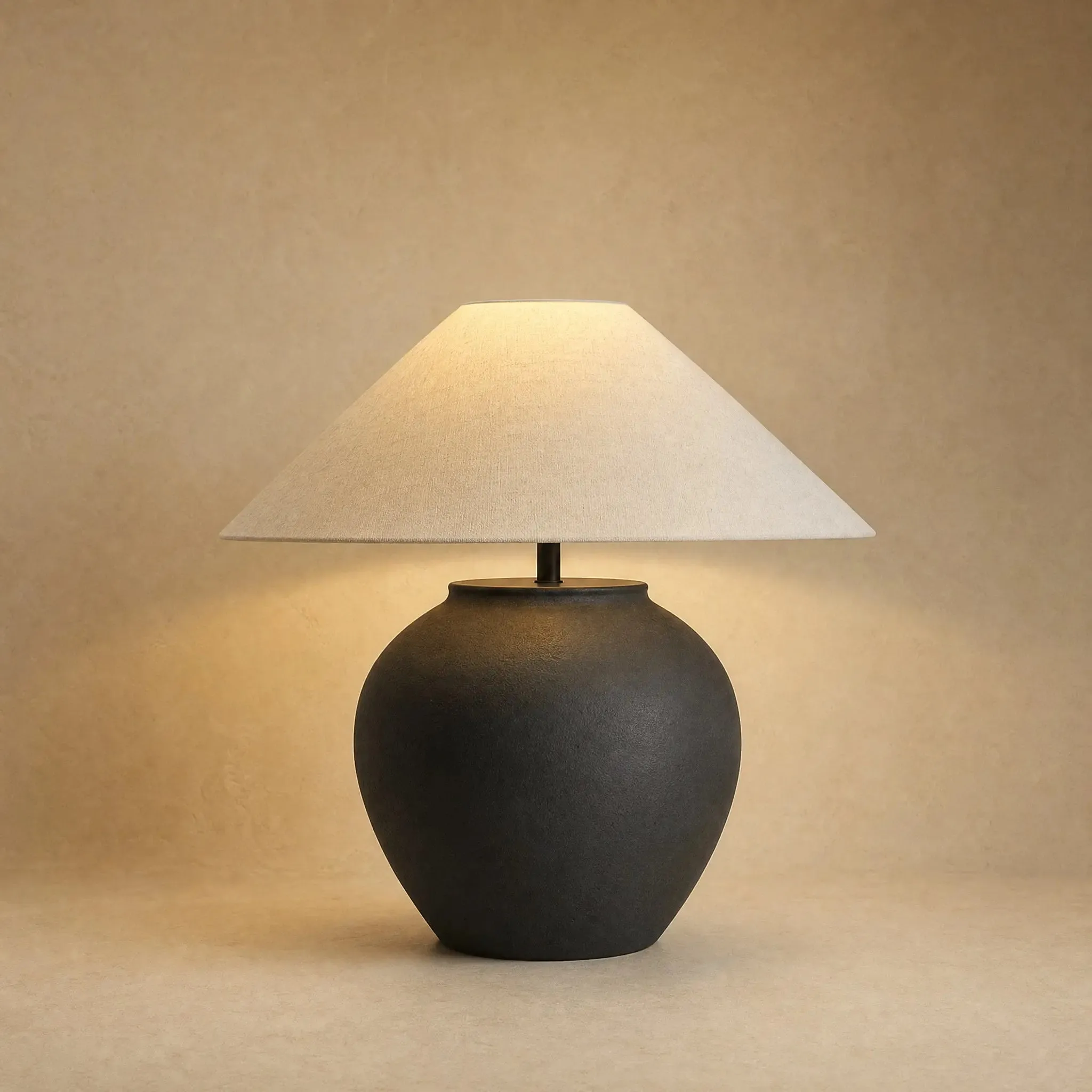 Table Lamp Ceramic Jar with Ecru Shade | Ruvenza