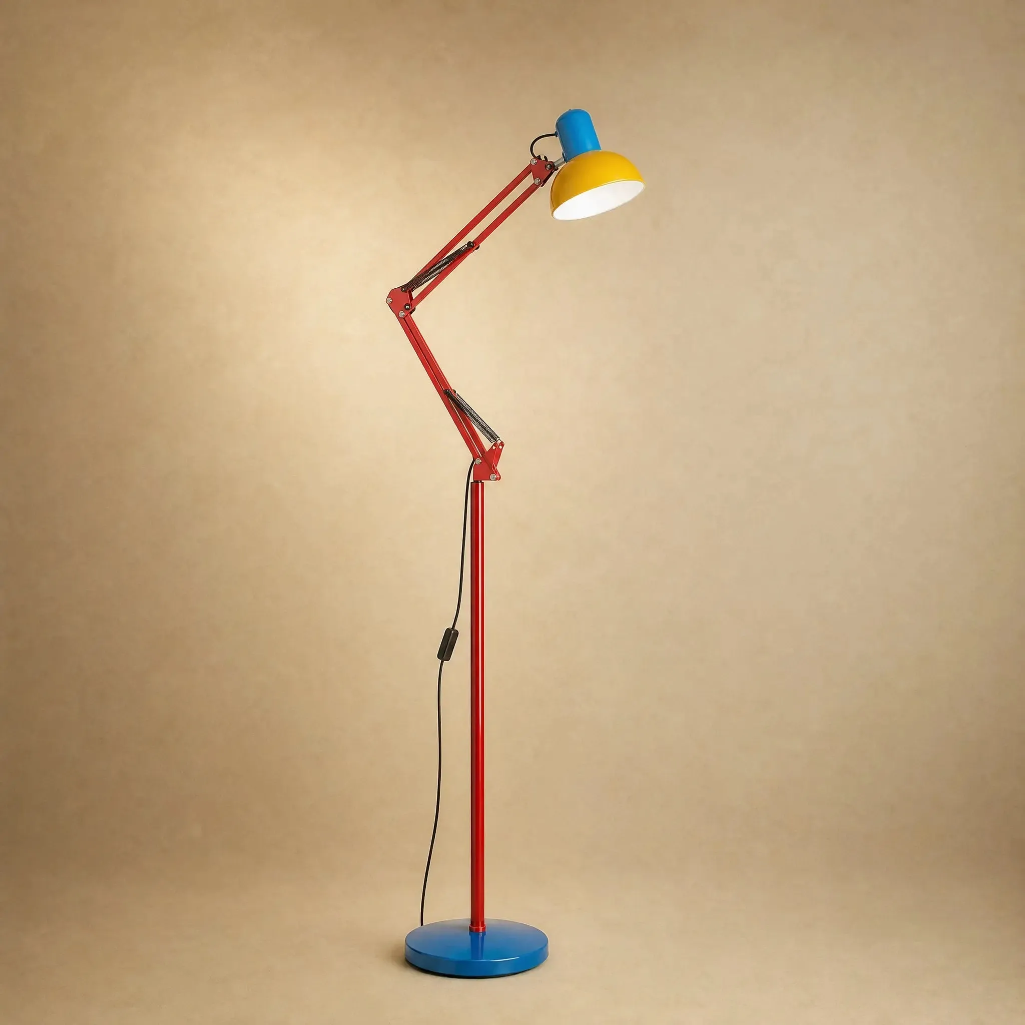 Floor Lamp Articulated Arm Lacquered Iron | Ludika