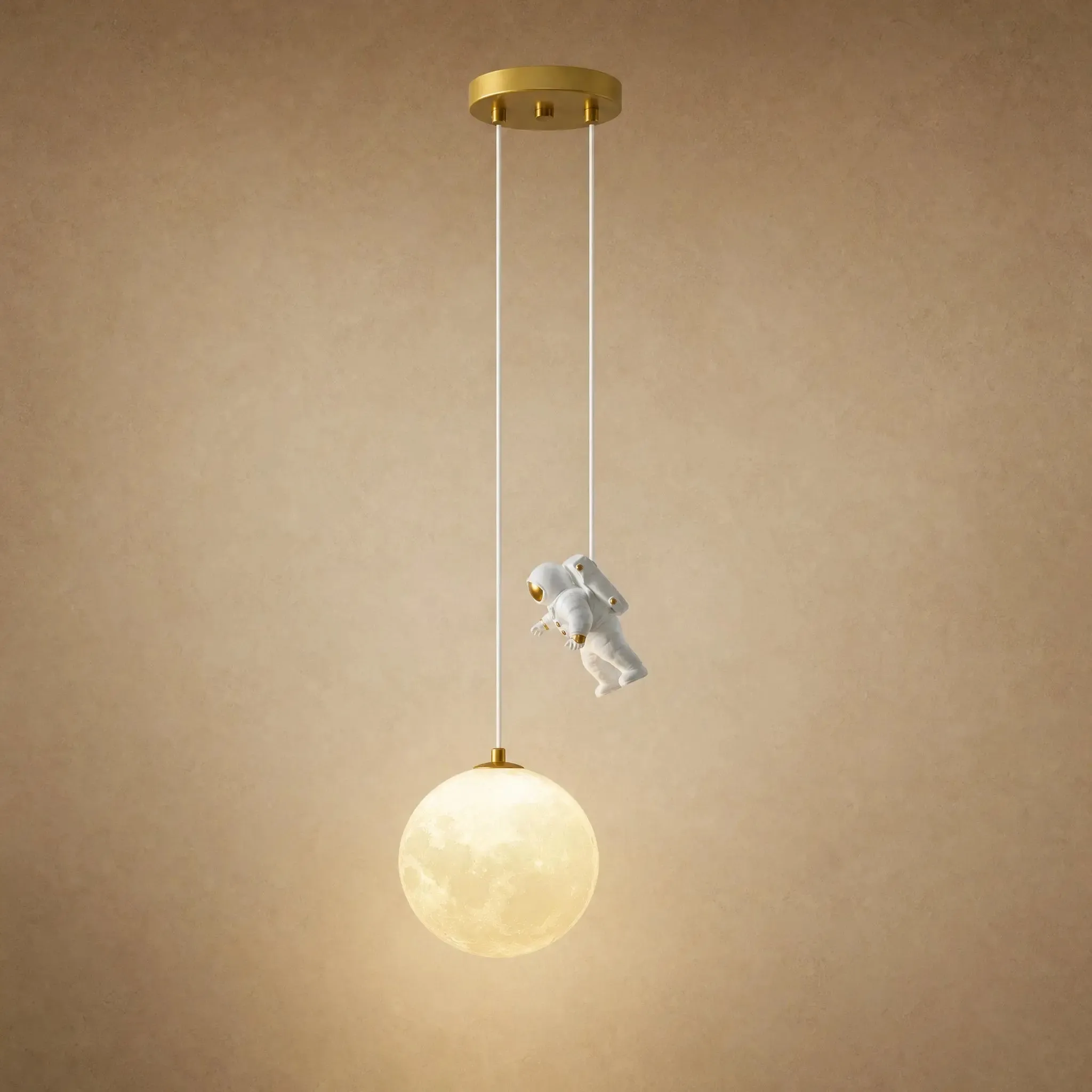 Pendant Light Resin Astronaut Moon | Hoshira