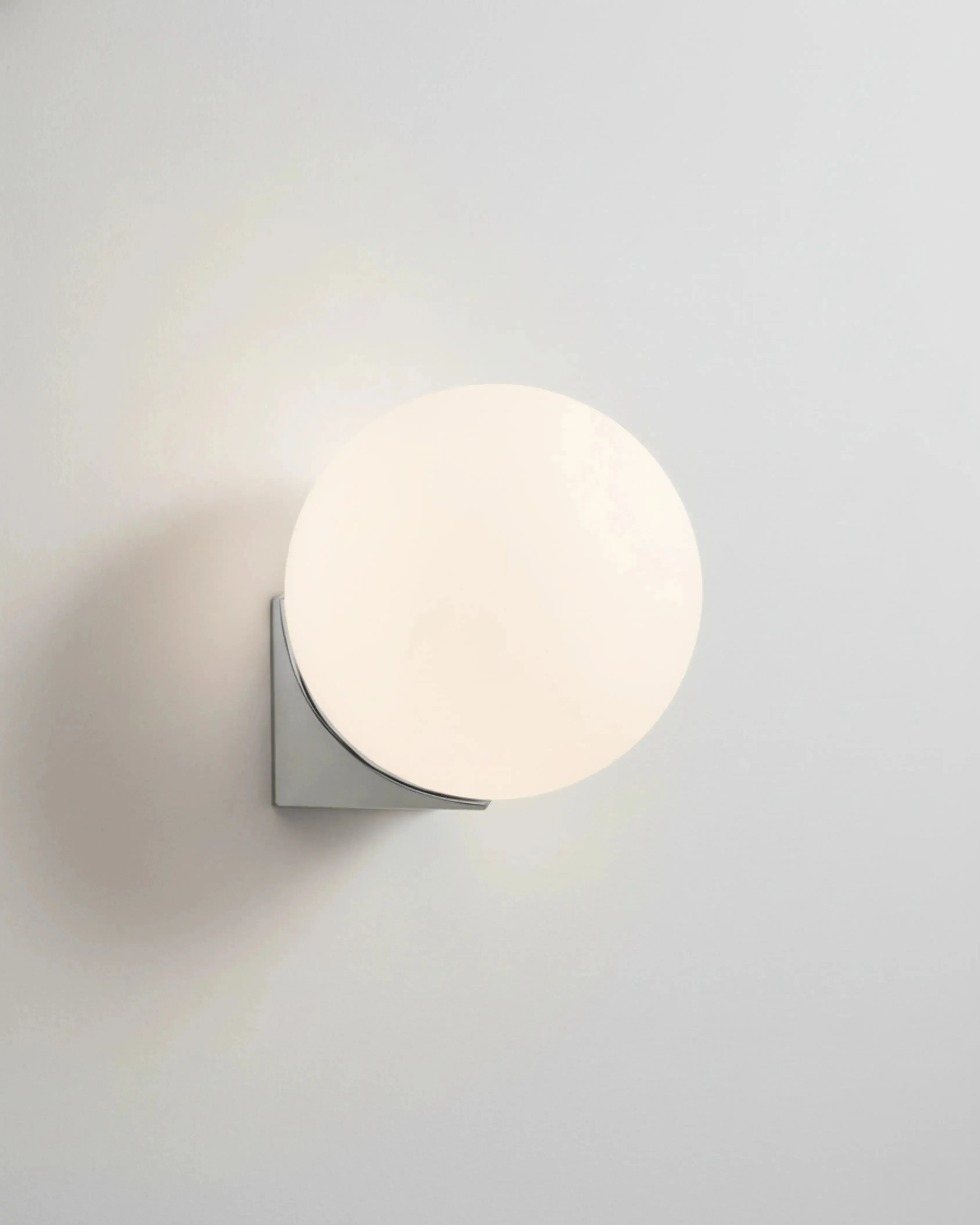 Wall Sconce Frosted Glass Globe | Elyn