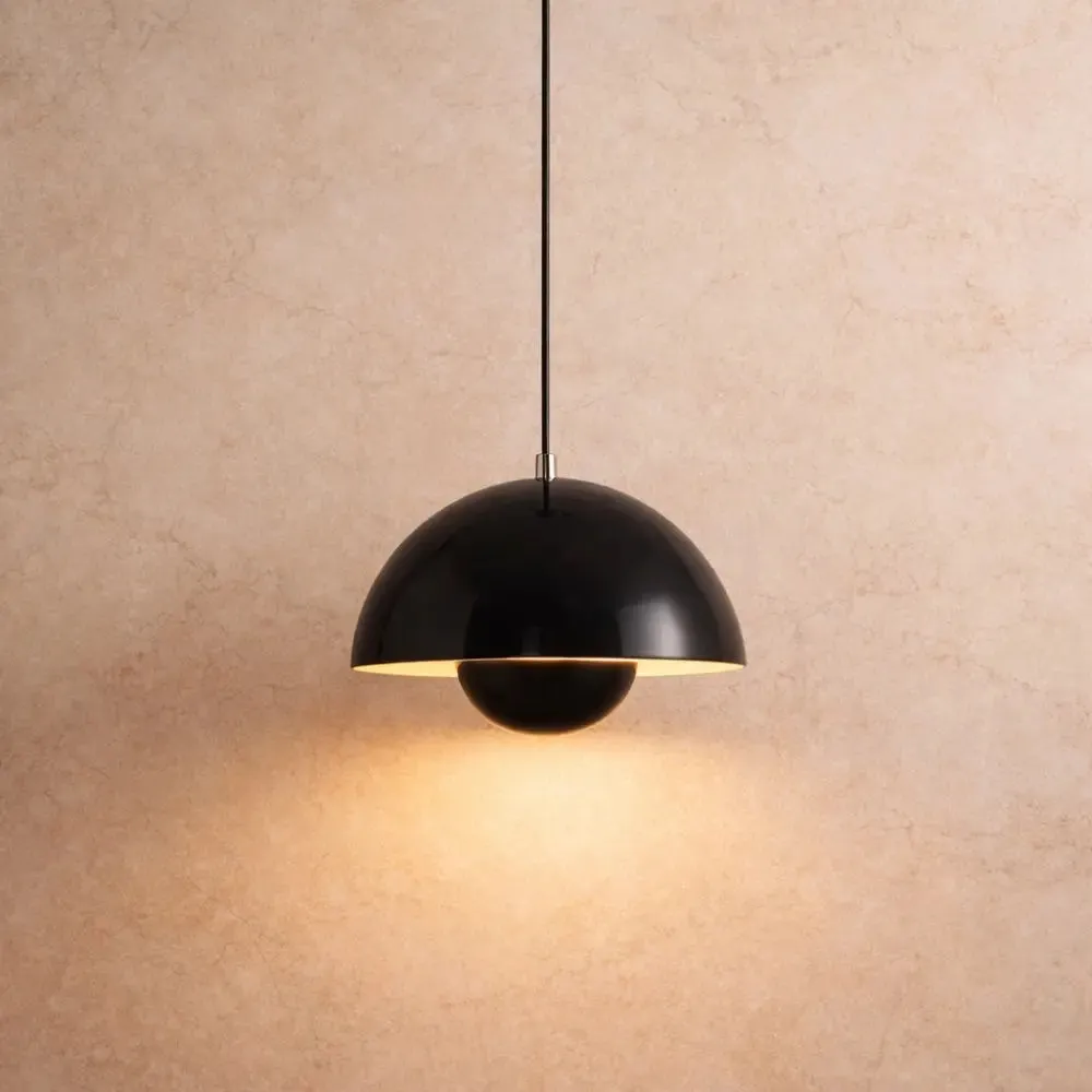 Pendant Light Metal Half Moon | Norvëa
