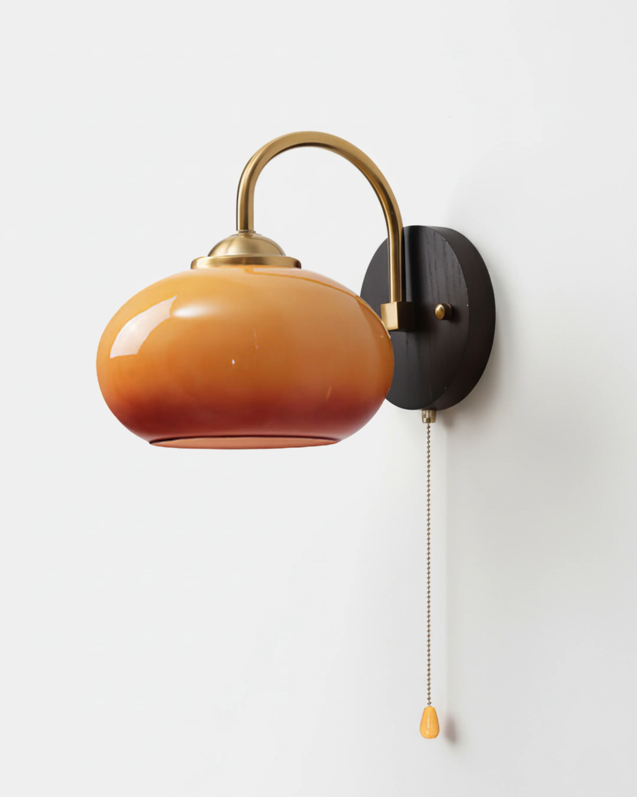 Wall Sconce Glass and Walnut Wood | Strato